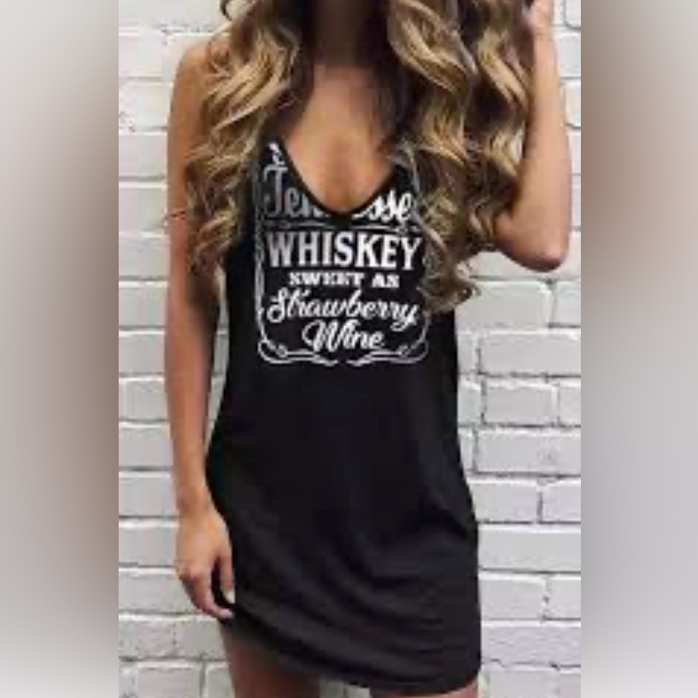 Smooth as Tennessee whiskey sweet as strawberry wine long tee XL v-neck
